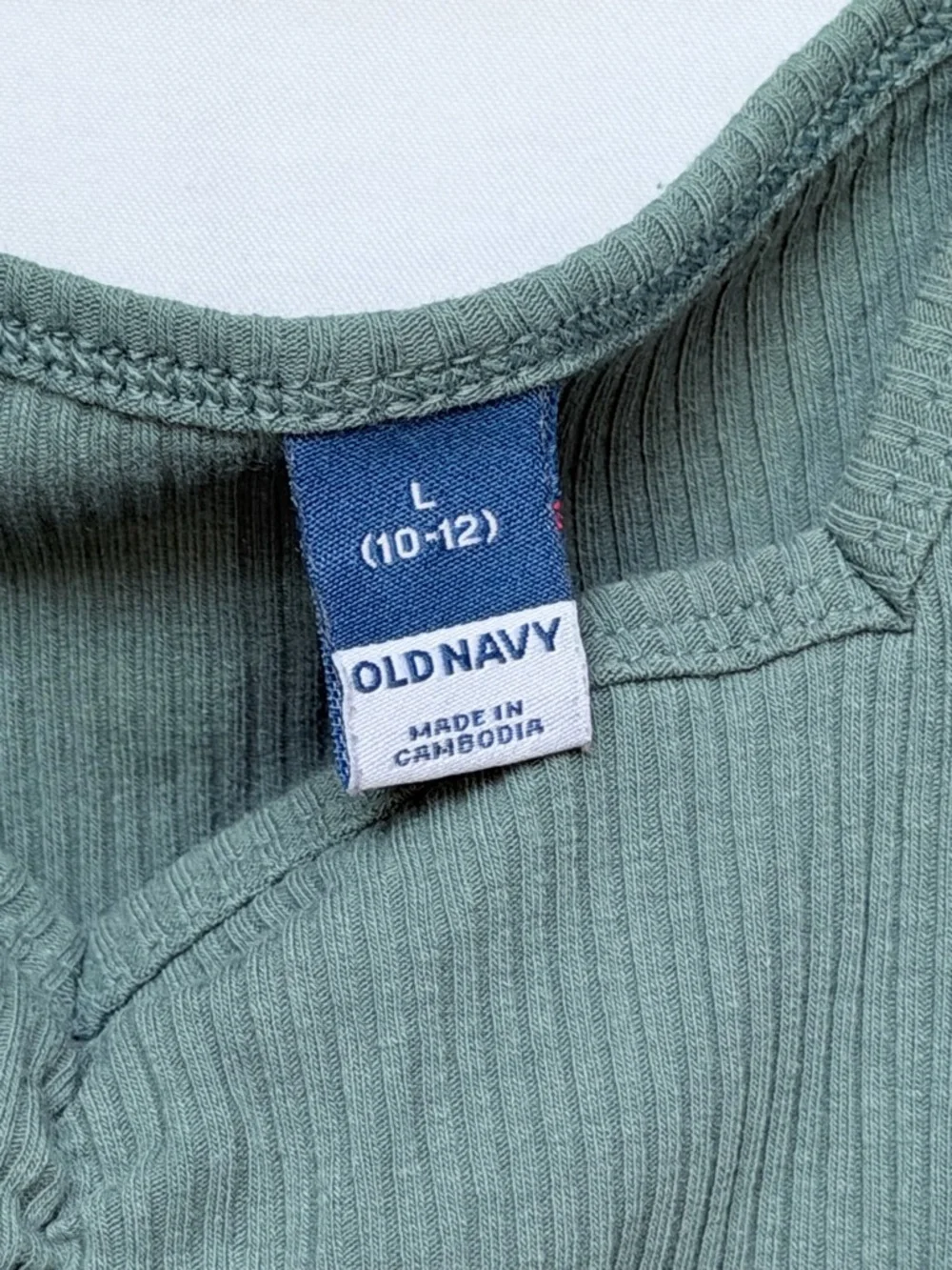 4 pack Old Navy Ribbed Scoop-Neck Tank